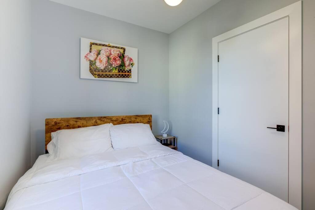 Luxury Designer Theme 2Br Apt Near Nyc / Thepath Apartment Newark Exterior photo